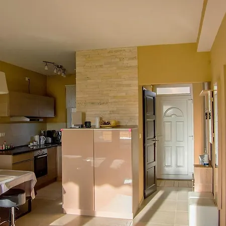 Panorama Apartman Apartment *